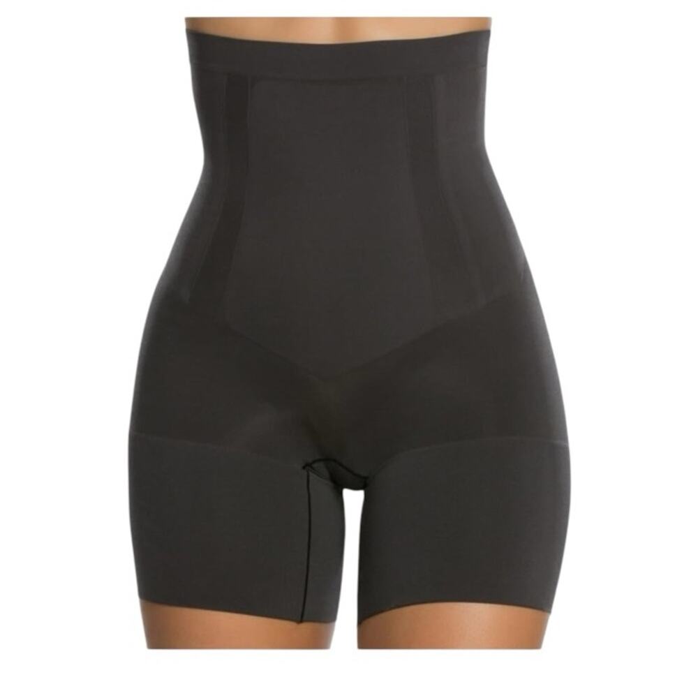 SPANX Oncore High-waisted‎ Mid-thigh Short Medium Black